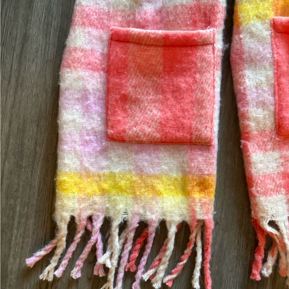 Pastel Plaid Fringe Scarf with Pockets - Picture 3 of 4